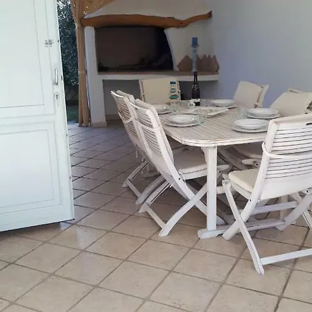Villetta Tom 100 M Dalla Spiaggia Casa de Férias